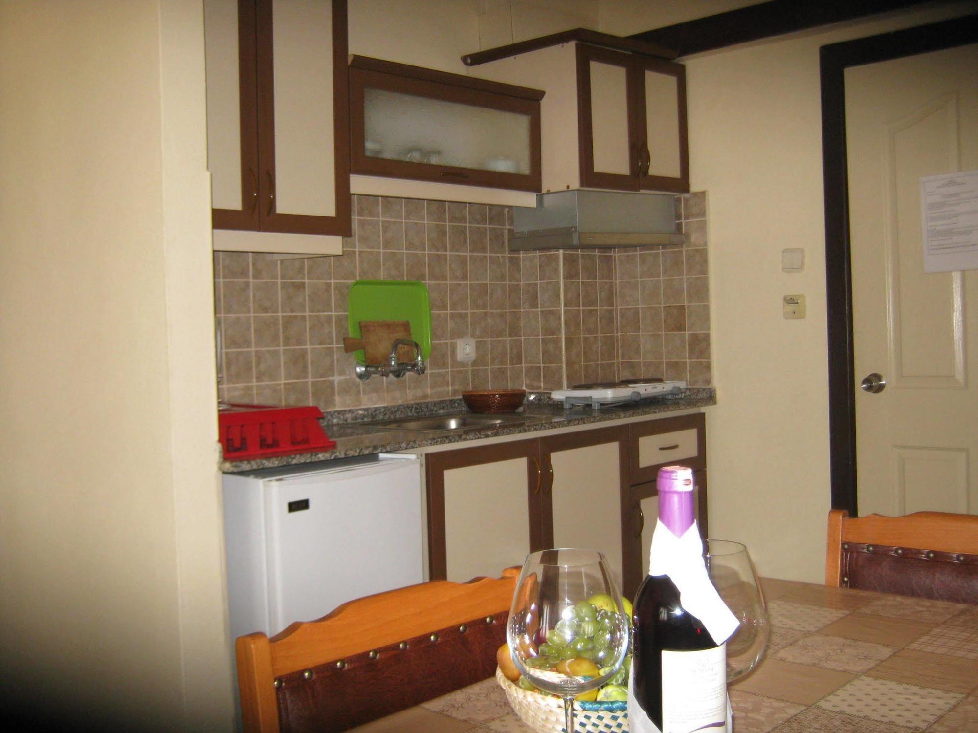 Oya Apartments คูซาดาซี ภายนอก รูปภาพ